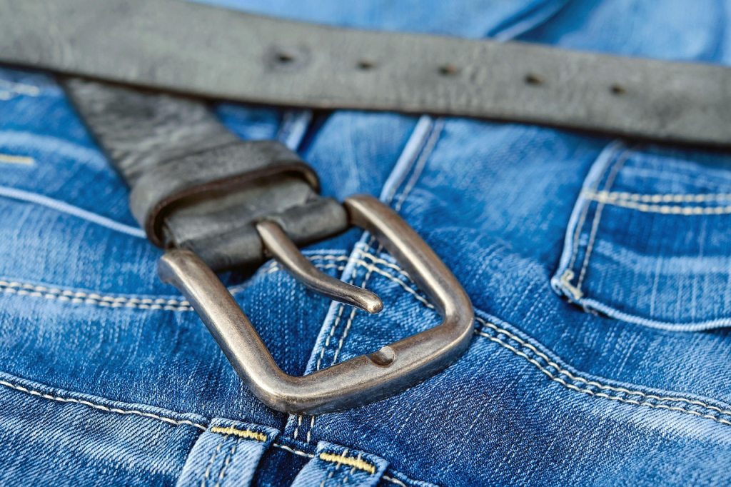 Zo stel je een tijdloze garderobe samen (met de juiste jeans als basis)